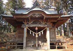 画像:近津神社（中宮）の石鳥居（近津神社（中宮）